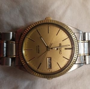 Seiko 5c23-7009 Alarm Quartz